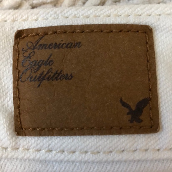 Distressed white denim shorts - Picture 3 of 6